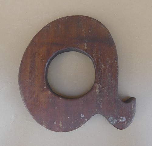 Ancienne lettre enseigne a - d'enseigne, "a"