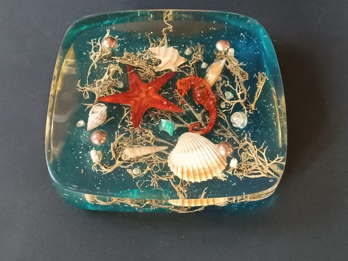Dessous plat en resine - plat,
