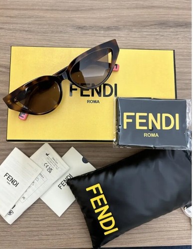Lunette soleil fendi - lunette,