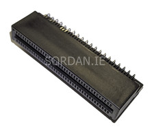 Connecteur de trappe de port