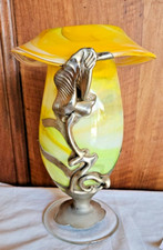 VASE MURANO DE FORME LIBRE MONTURE ETAIN DECOR FLORAL SIGNÉ HAUTEUR 31 CM