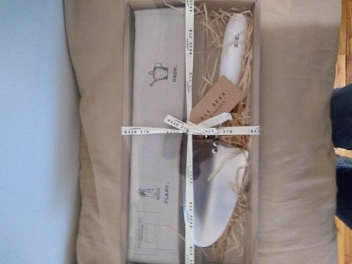 New rae dunn gardening set - gardening,
