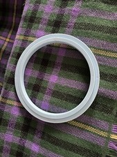 Tambour / Cercle à broder en PVC bleu ciel 13cm