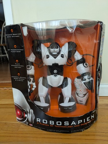 Vintage 2004 wowwee robosapien - vintage,
