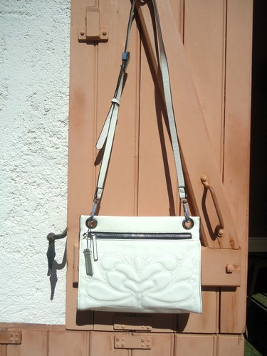 Sac bandoulière pochette - à,