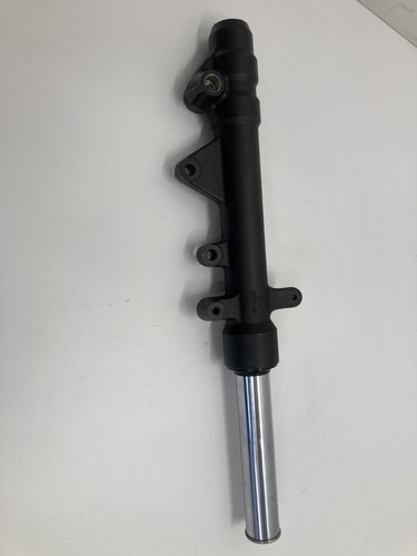 Fourche droite yamaha max - droite,
