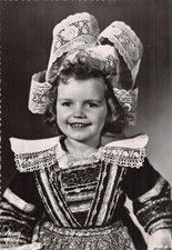 29 FOUESNANT COSTUME DE LA REGION DE FOUESNANT