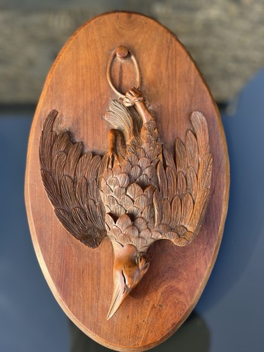 Antique hunting carving - ☺️,