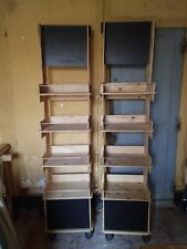 lot de deux meubles étagères