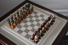 jeux d'échecs "la bataille de LAKNAU" FRANKLIN MINT + TABLE 