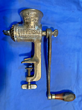HACHOIR A MANIVELLE UNIVERSAL N1 US (WW2  ?) MEAT GRINDER