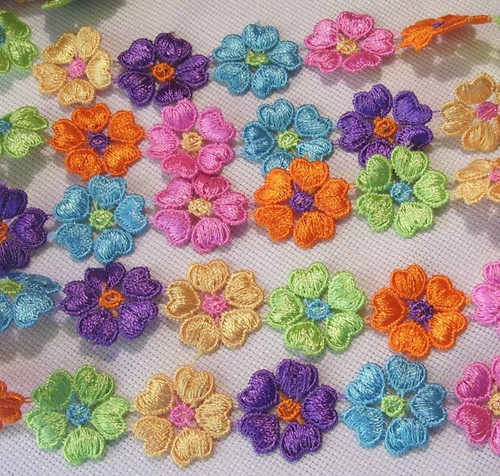 Galon applique fleur pétale - applique,