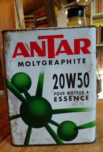 Ancien bidon métal huile - bidon, /
