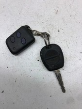 NISSAN ALMERA TINO V10 La Clé