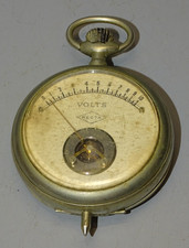-ANCIEN VOLTMETRE de POCHE  10