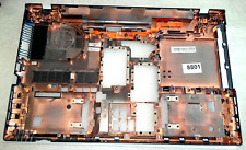 Plasturgie basse 13N0-7NA0411 pour Acer Aspire V3-772G .