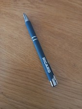 Le nouveau stylo crayon ricard