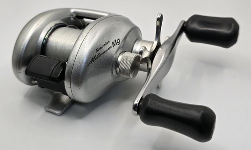 Moulinet droit shimano - droit,