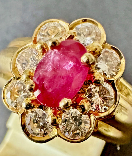 Bague pompadour serti 8 - pompadour, de
