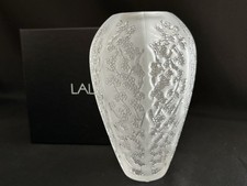 MIB LARGE LALIQUE CRYSTAL