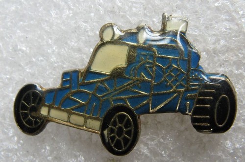 Pin véhicule voiture buggy - pin's,