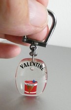 Ancien porte clé Bourbon mobile Pot Peinture Pinceau Valentine Années 60.