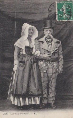 Cpa costumes normands - -,