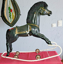 Grand Cheval à bascule trotteur des années 1960 en plastique rigide