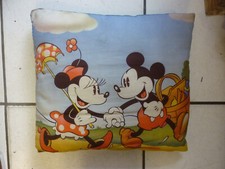 RARE COUSSIN    DE MICKEY DES ANNEES  70  /  FORMAT  32 X 28     CM
