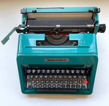 Machine à écrire Olivetti Studio 45 complète