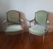 paire fauteuils estampille