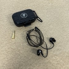 Mackie MP-240 Hybrid