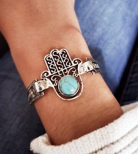 Bracelet fantaisie main Fatma argent et bleu turquoise cadeau pour femme