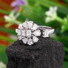 Bague À Fleurs 1,10 Ct