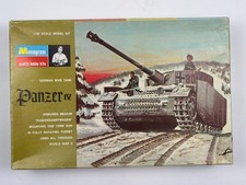 MONOGRAM - GERMAN WW2 TANK