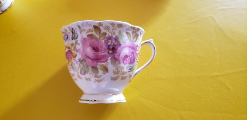 Service thé porcelaine - a,