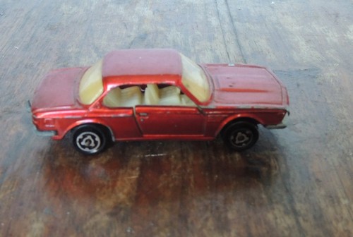 Majorette bmw 235 - 3.0, n°235