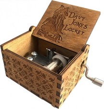 Boîte à musique en bois à