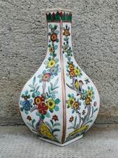 Antique vase KAKIEMON BOTTLE