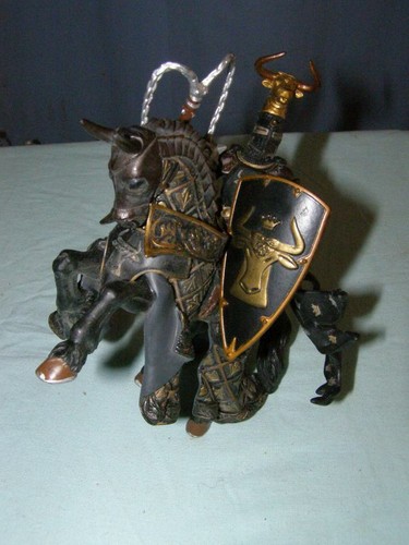 Figurine pabo cavalier - figurine,