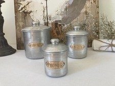 426⚜️ Trois Anciens Pots