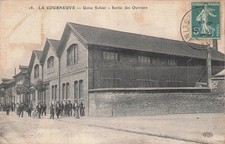 ATTENTION carte décollée 93 , LA COURNEUVE , Usine Sohier , Sortie des Ouvriers
