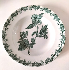 Assiette A. Lebacqz & M. Bouchart décor floral vert modèle Richelieu