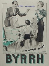 PUBLICITE BYRRH NOUVELLE PRESENTATION MALLETTE 3 BOUTEILLES DE 1935 FRENCH AD