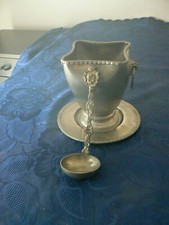 ANCIEN SEAU ASSIETTE COURONNE