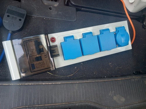 Mobile caravan mains unit - unit, 15