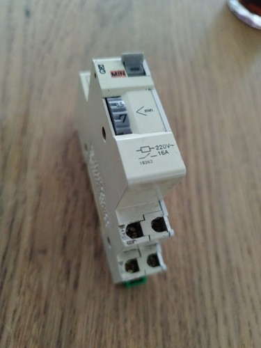 Minuterie lumière contrôle