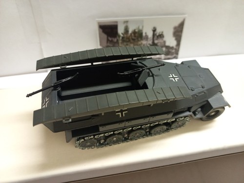 Solido blindé sdkfz 251 - 1/50,,