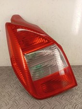 Feu arriere principal gauche