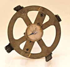 A French brass surveying